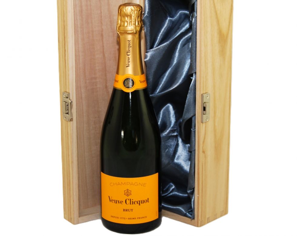 Veuve Clicquot Yellow Label Brut NV Luxury Wood Box
